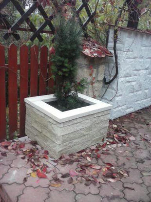 kwietnik 13